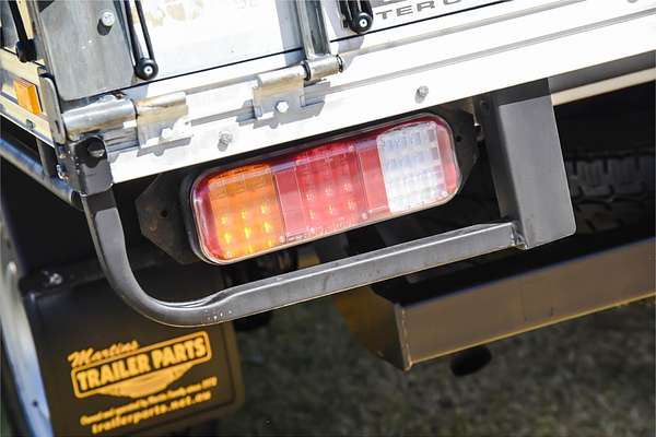 2002 Mazda Bravo DX B2500 4X4