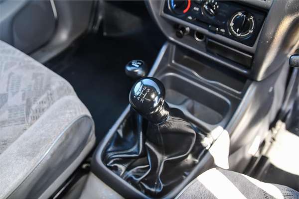 2002 Mazda Bravo DX B2500 4X4