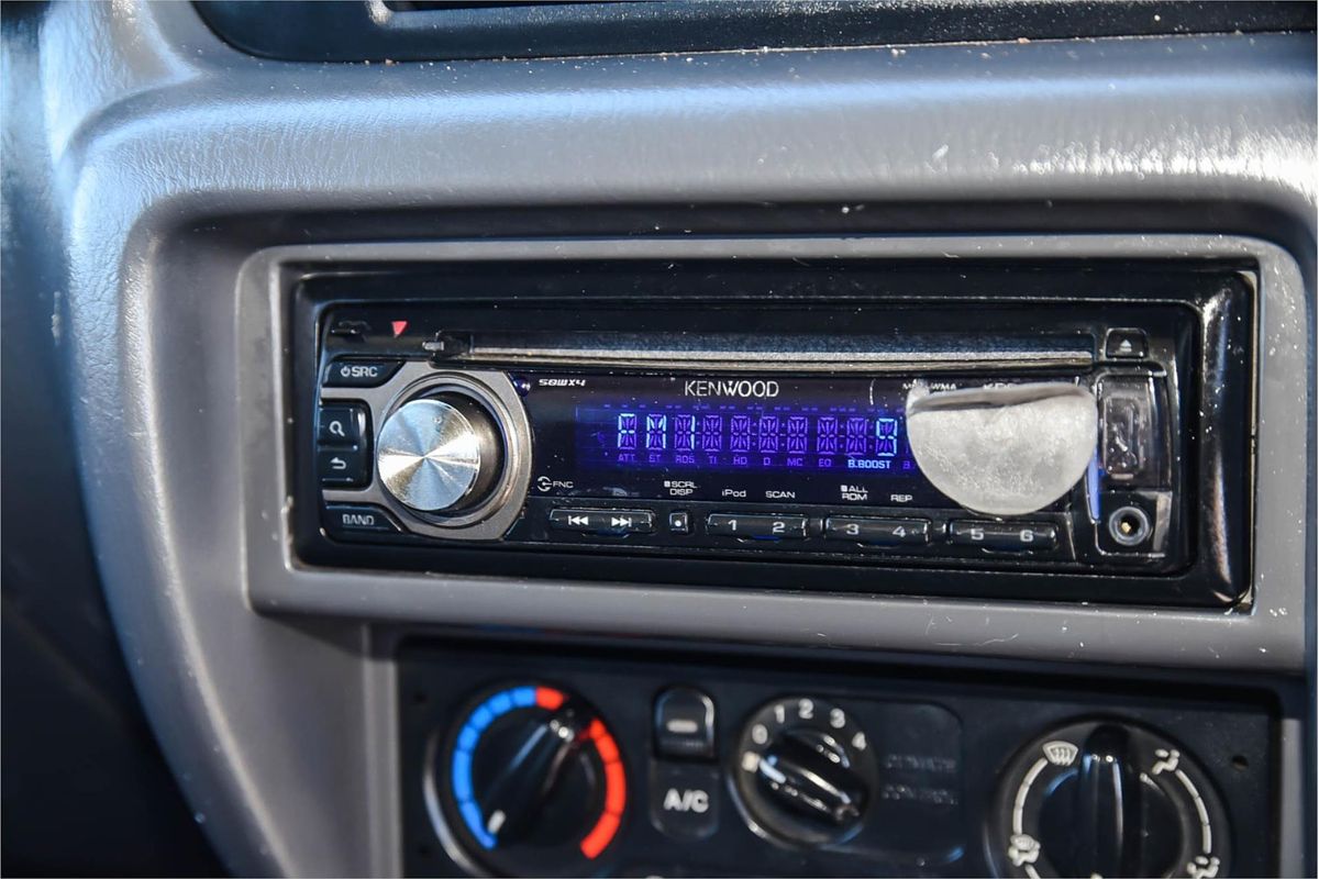 2002 Mazda Bravo DX B2500 4X4