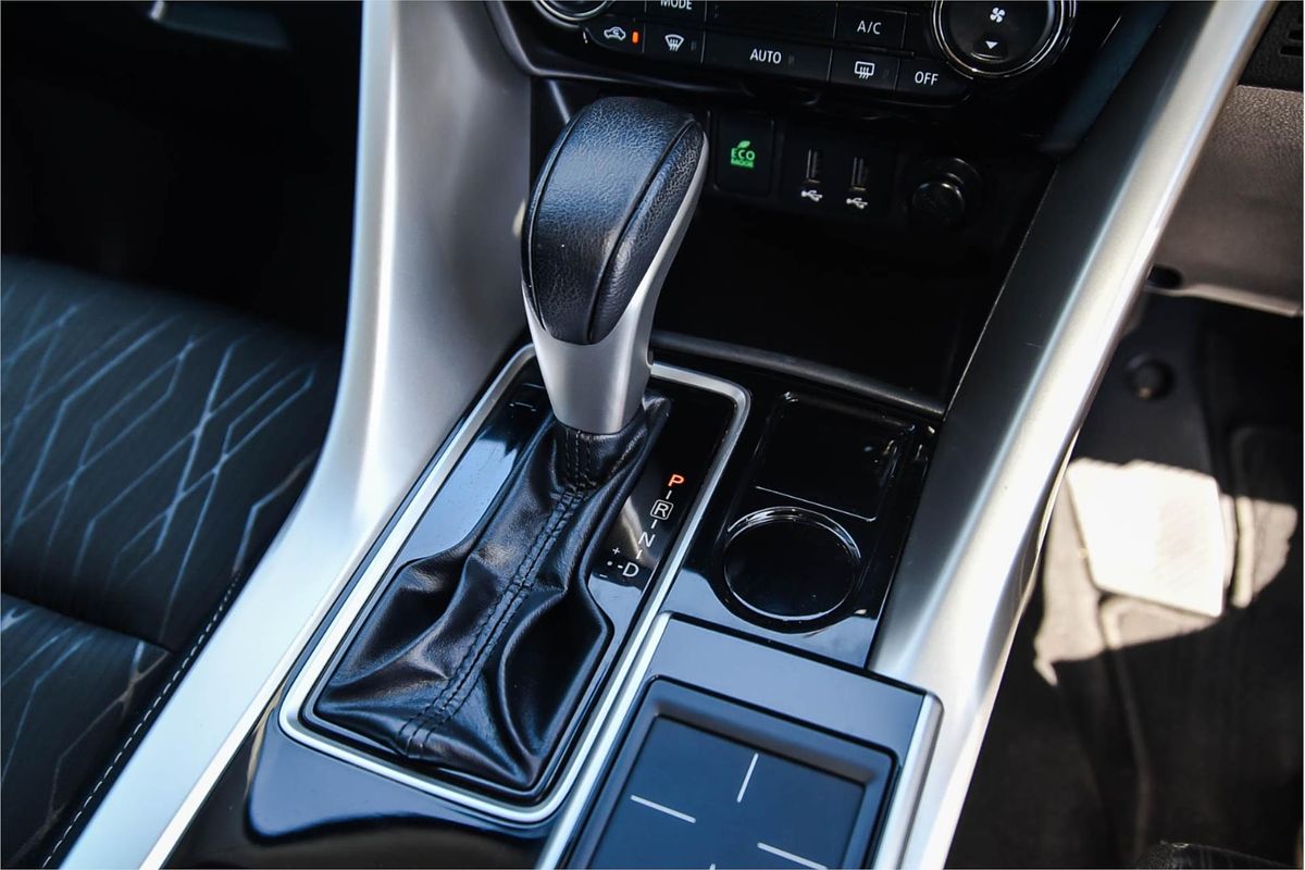 2017 Mitsubishi Eclipse Cross LS YA