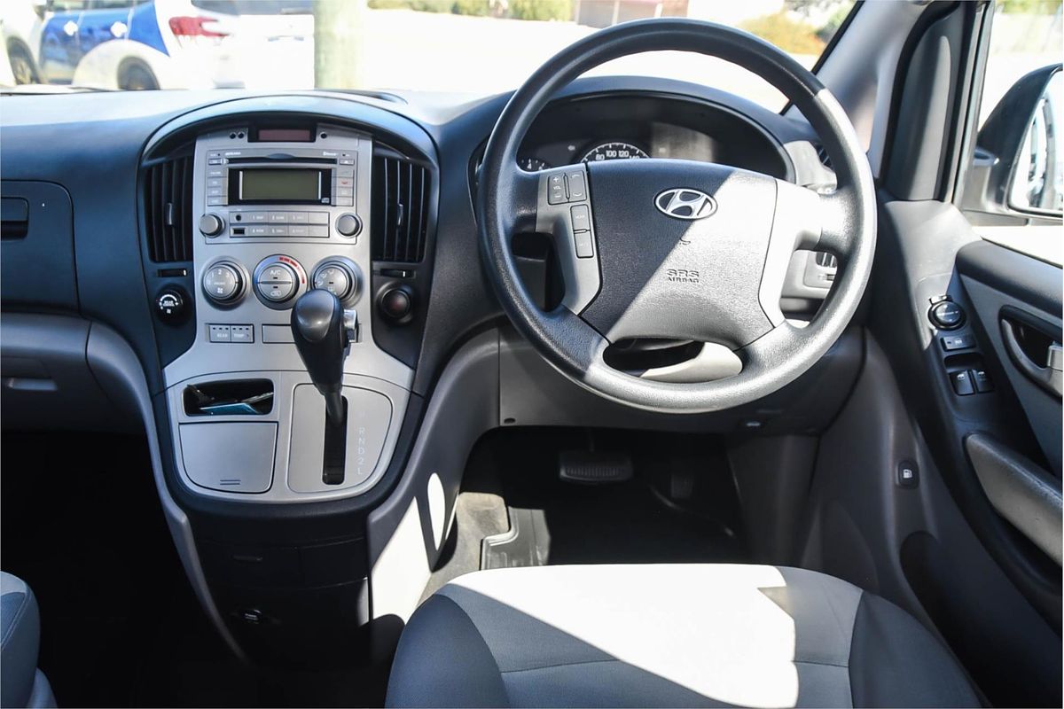 2013 Hyundai iMax TQ-W