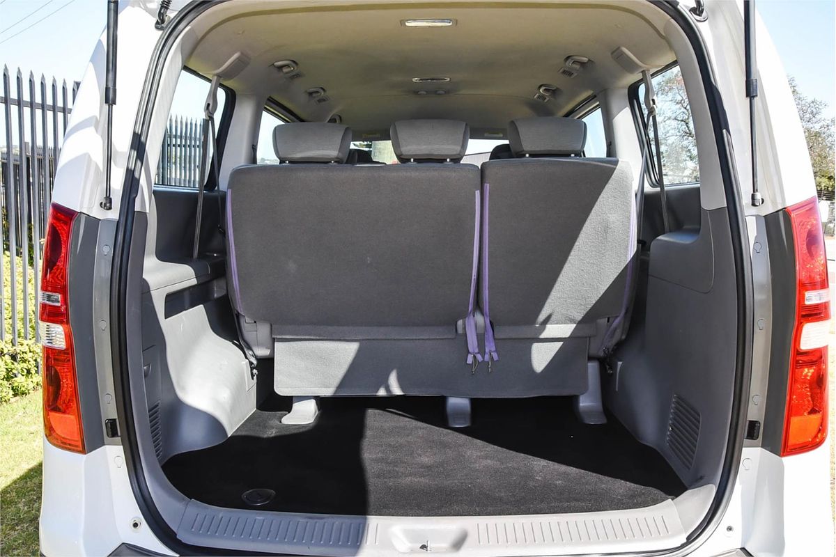 2013 Hyundai iMax TQ-W