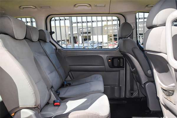 2013 Hyundai iMax TQ-W