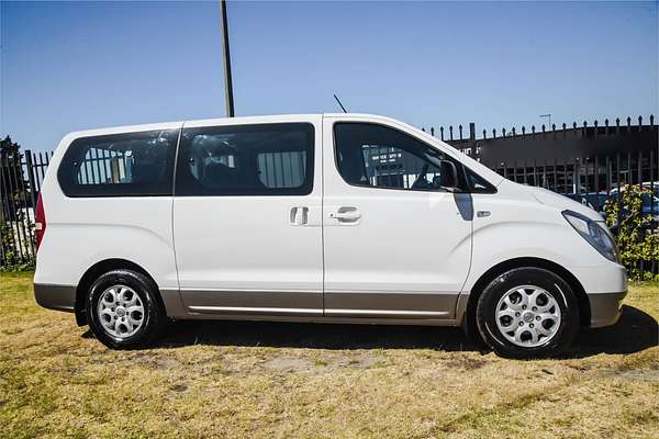 2013 Hyundai iMax TQ-W