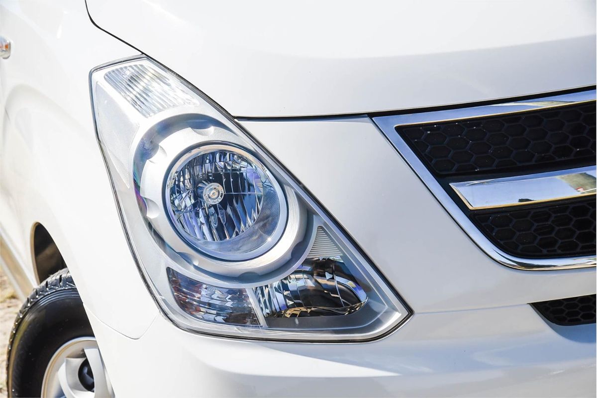 2013 Hyundai iMax TQ-W