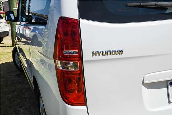 2013 Hyundai iMax TQ-W