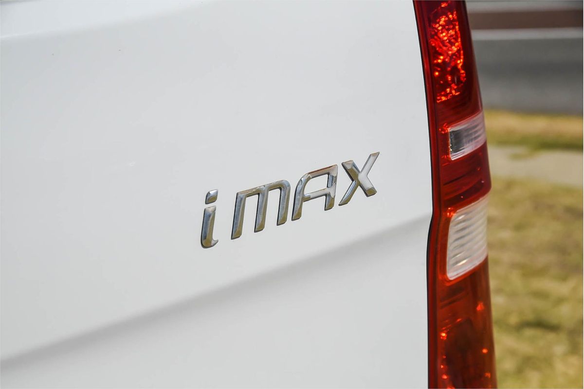 2013 Hyundai iMax TQ-W