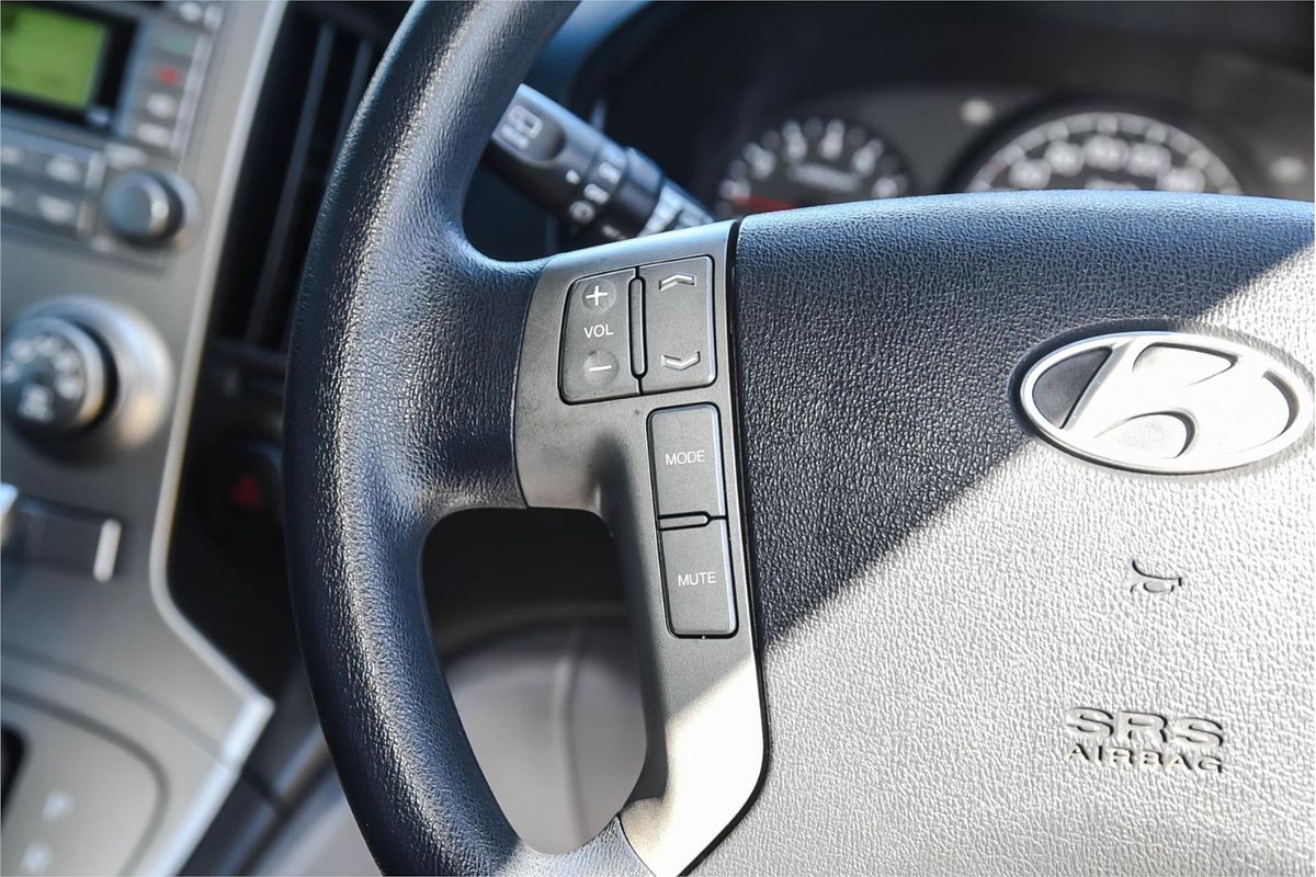 2013 Hyundai iMax TQ-W