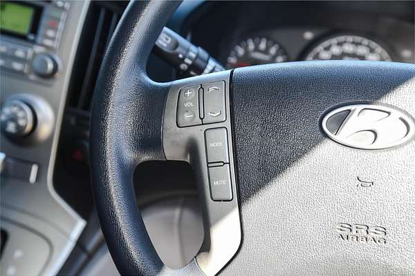 2013 Hyundai iMax TQ-W