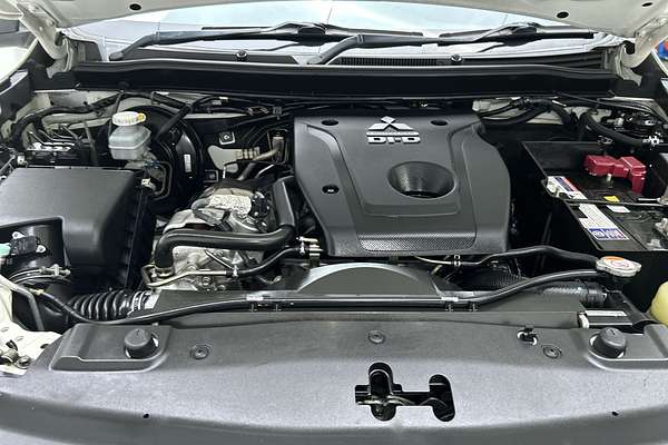 2020 Mitsubishi Triton GLX ADAS MR Rear Wheel Drive thumb-9