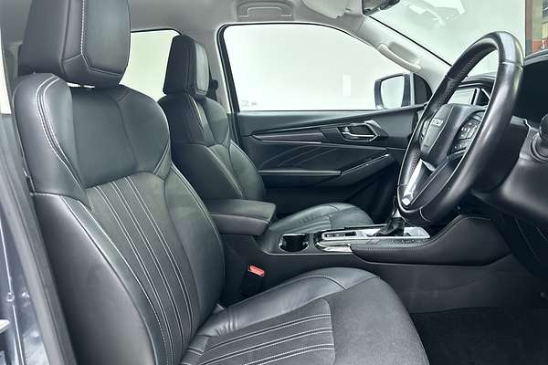 2022 Isuzu MU-X LS-T thumb-12
