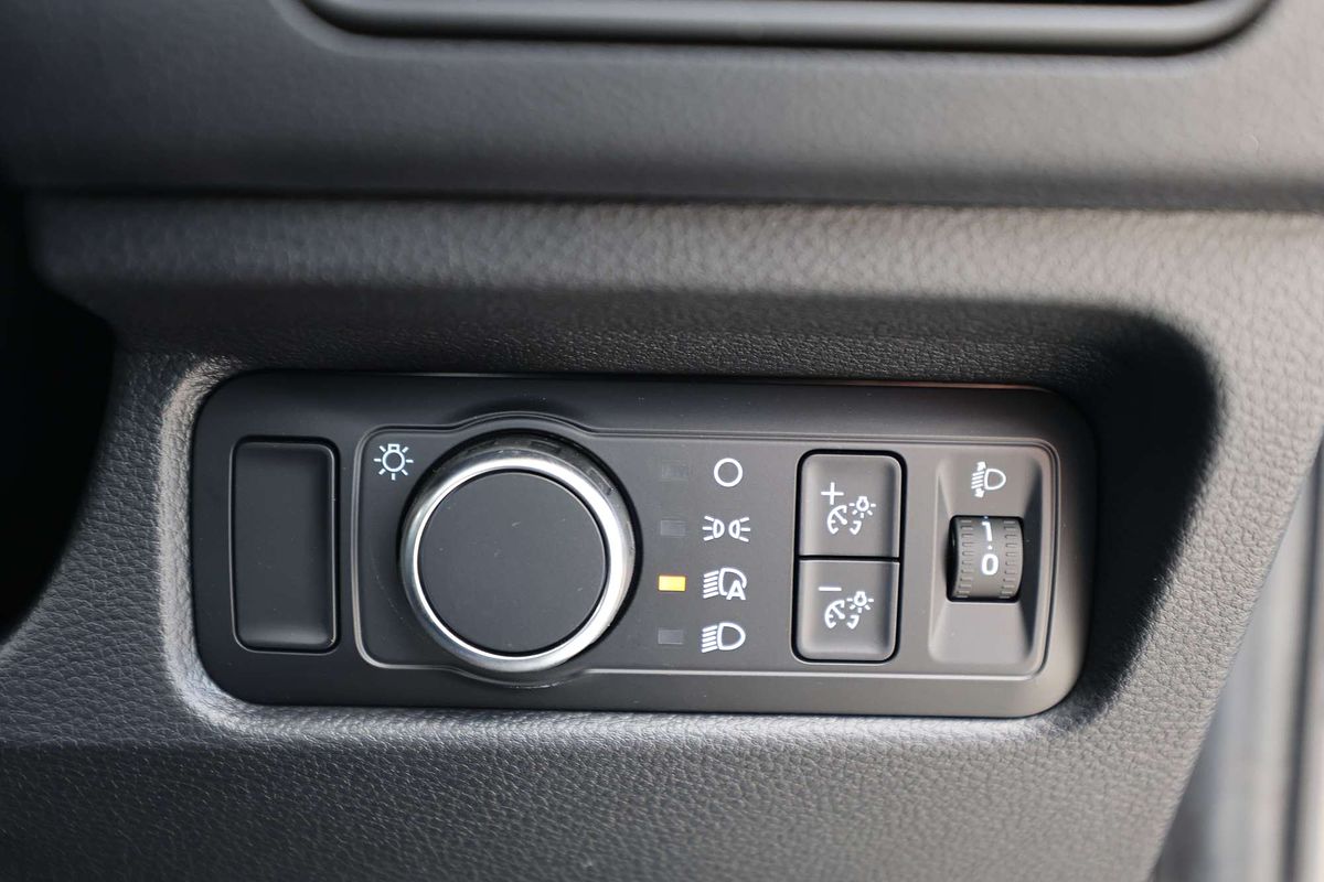 2025 Ford Ranger XL Hi-Rider  Rear Wheel Drive 2.0L