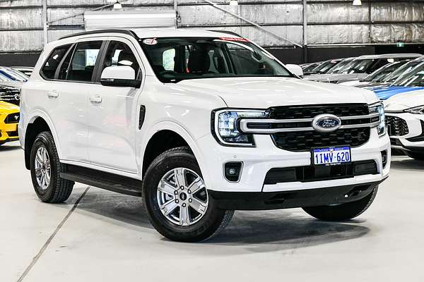 2024 Ford Everest Ambiente  2.0L