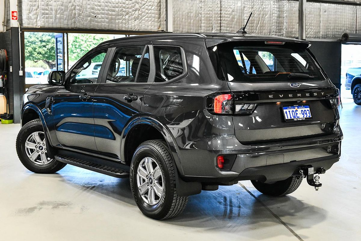 2024 Ford Everest Ambiente 2.0L