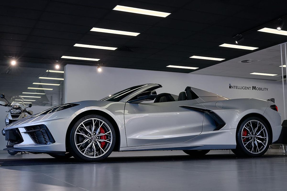 2024 Chevrolet Corvette Stingray 2LT C8