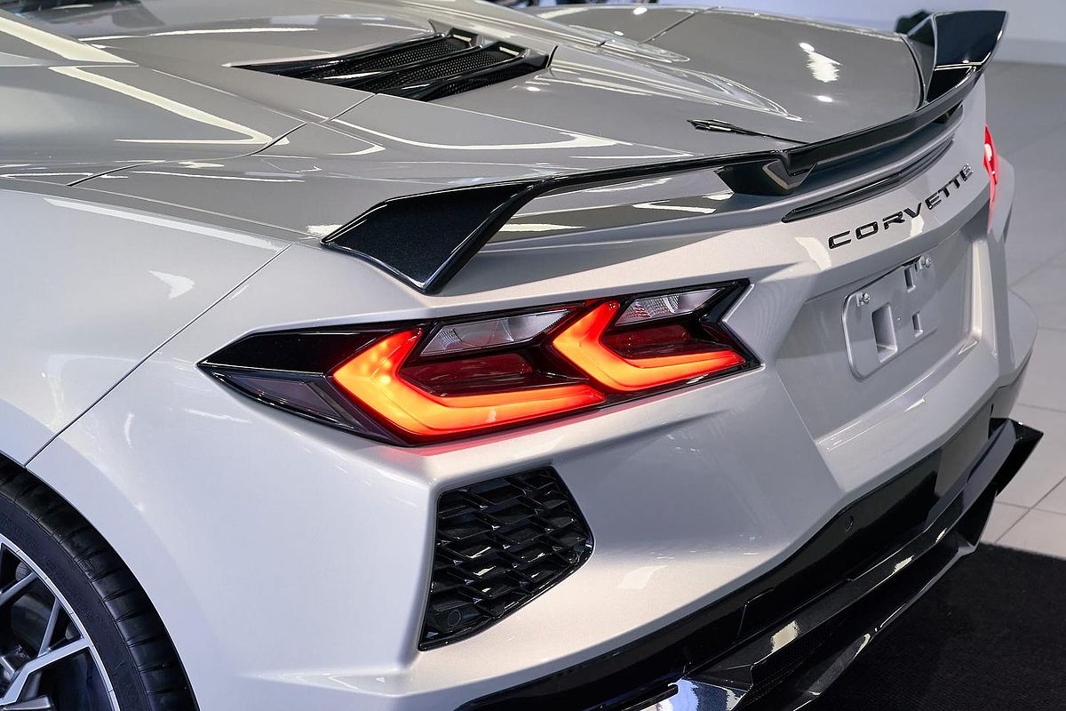 2024 Chevrolet Corvette Stingray 2LT C8