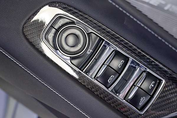 2024 Chevrolet Corvette Stingray 2LT C8