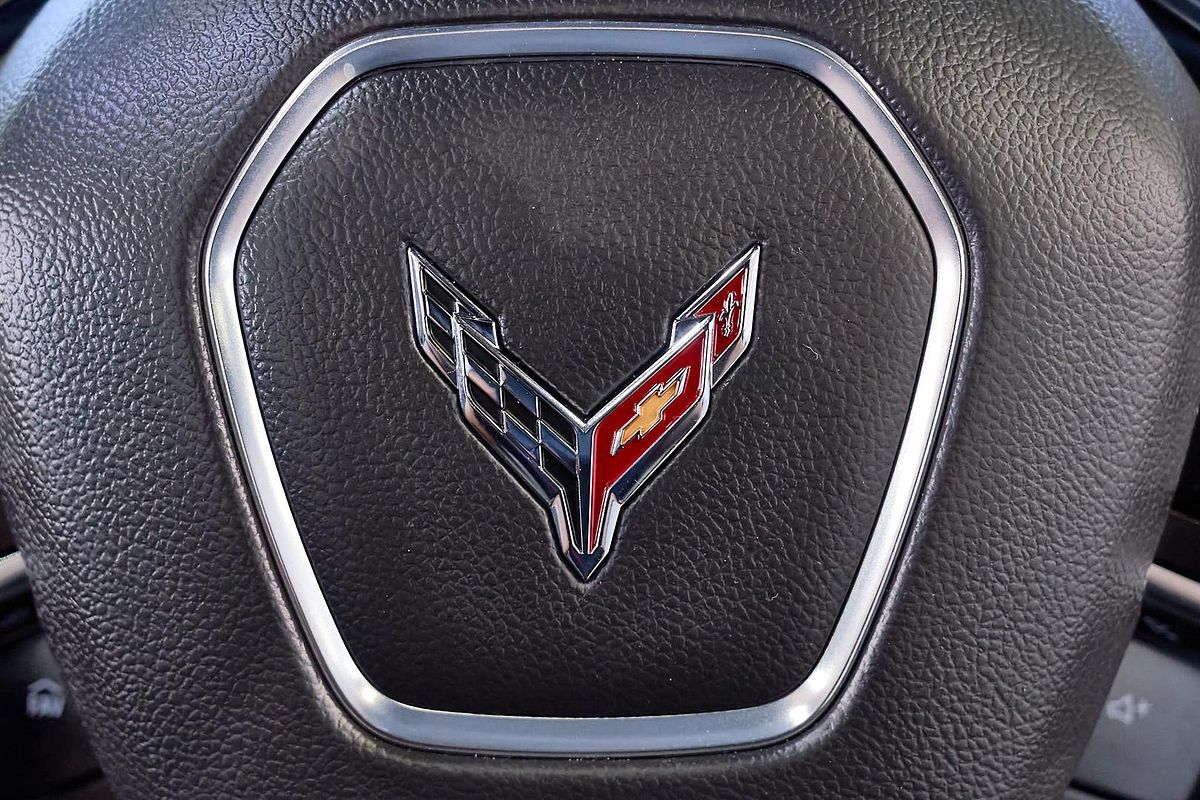 2024 Chevrolet Corvette Stingray 2LT C8