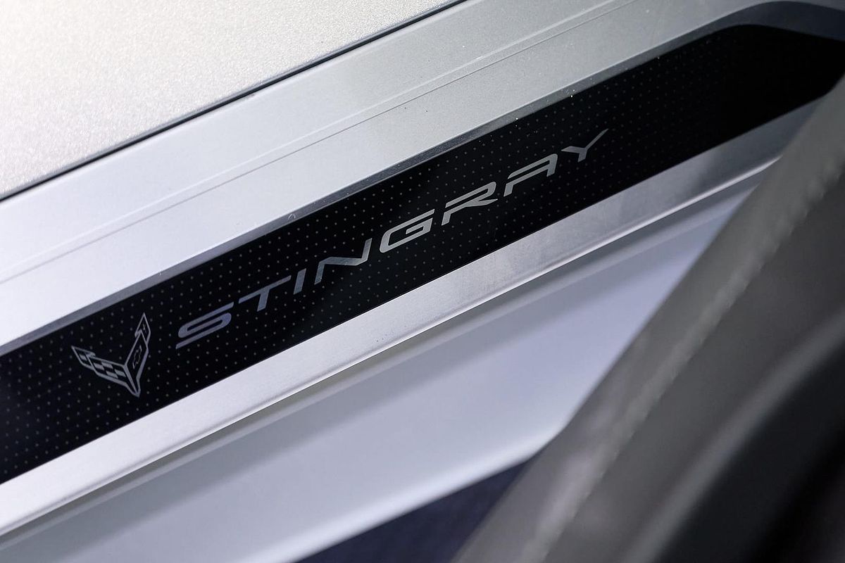 2024 Chevrolet Corvette Stingray 2LT C8