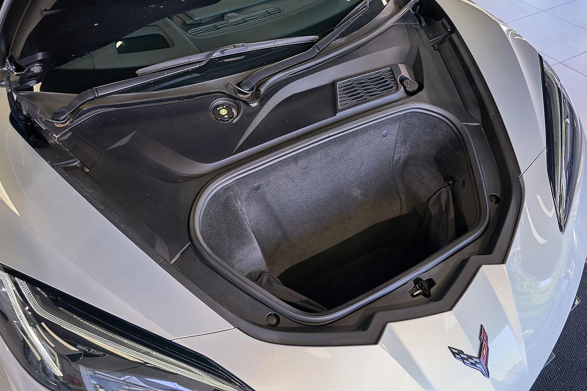 2024 Chevrolet Corvette Stingray 2LT C8