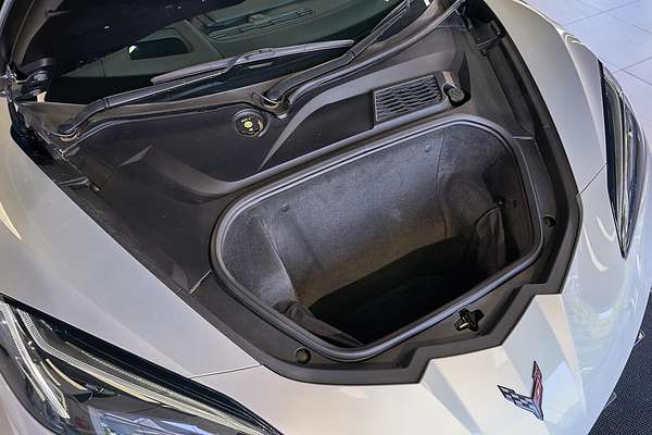 2024 Chevrolet Corvette Stingray 2LT C8