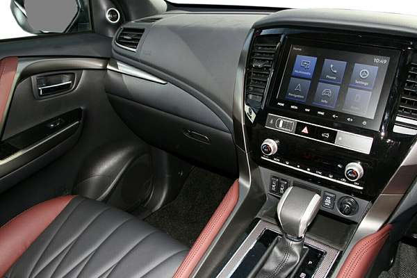 2024 Mitsubishi Pajero Sport GSR QG