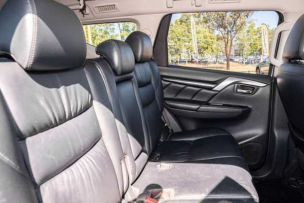 2017 Mitsubishi Pajero Sport GLS QE