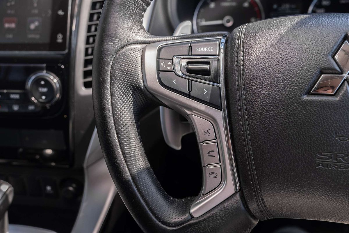 2017 Mitsubishi Pajero Sport GLS QE