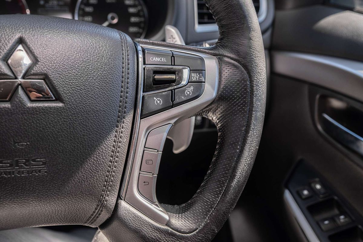 2017 Mitsubishi Pajero Sport GLS QE