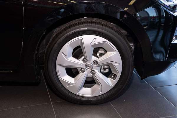 2024 Suzuki Swift Hybrid Plus UZ