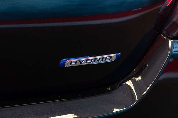 2024 Suzuki Swift Hybrid Plus UZ