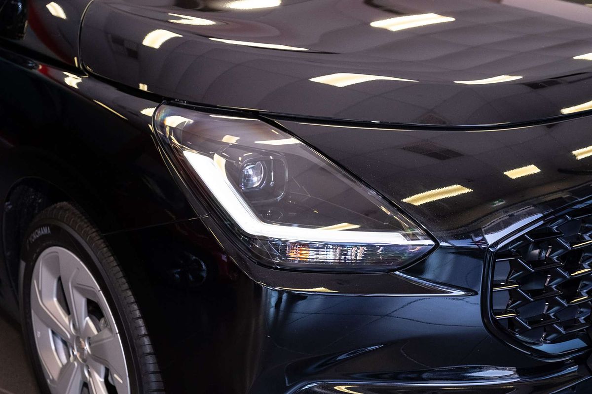 2024 Suzuki Swift Hybrid Plus UZ