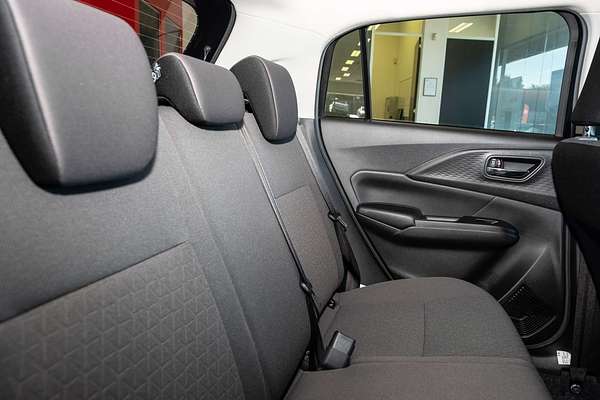 2024 Suzuki Swift Hybrid Plus UZ