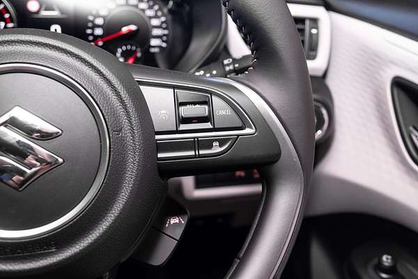 2024 Suzuki Swift Hybrid Plus UZ