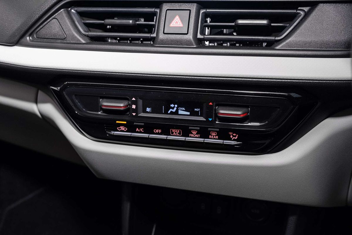 2024 Suzuki Swift Hybrid Plus UZ