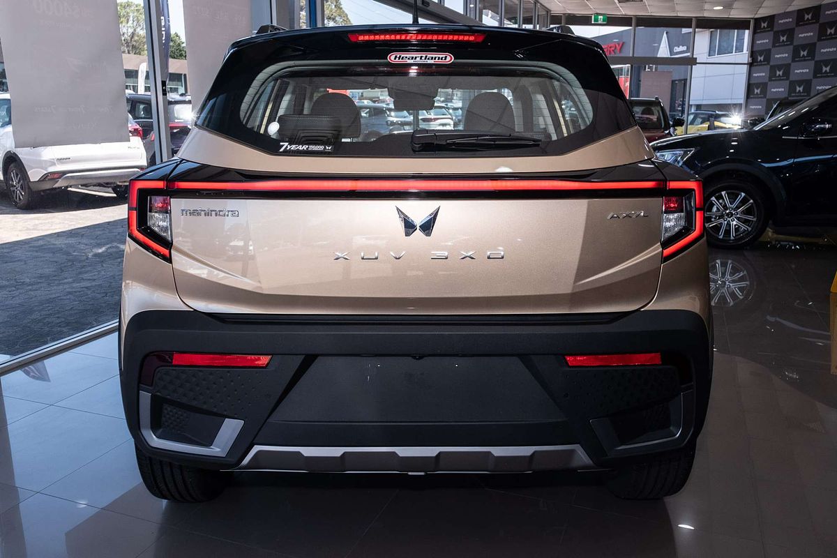 2025 Mahindra XUV3XO