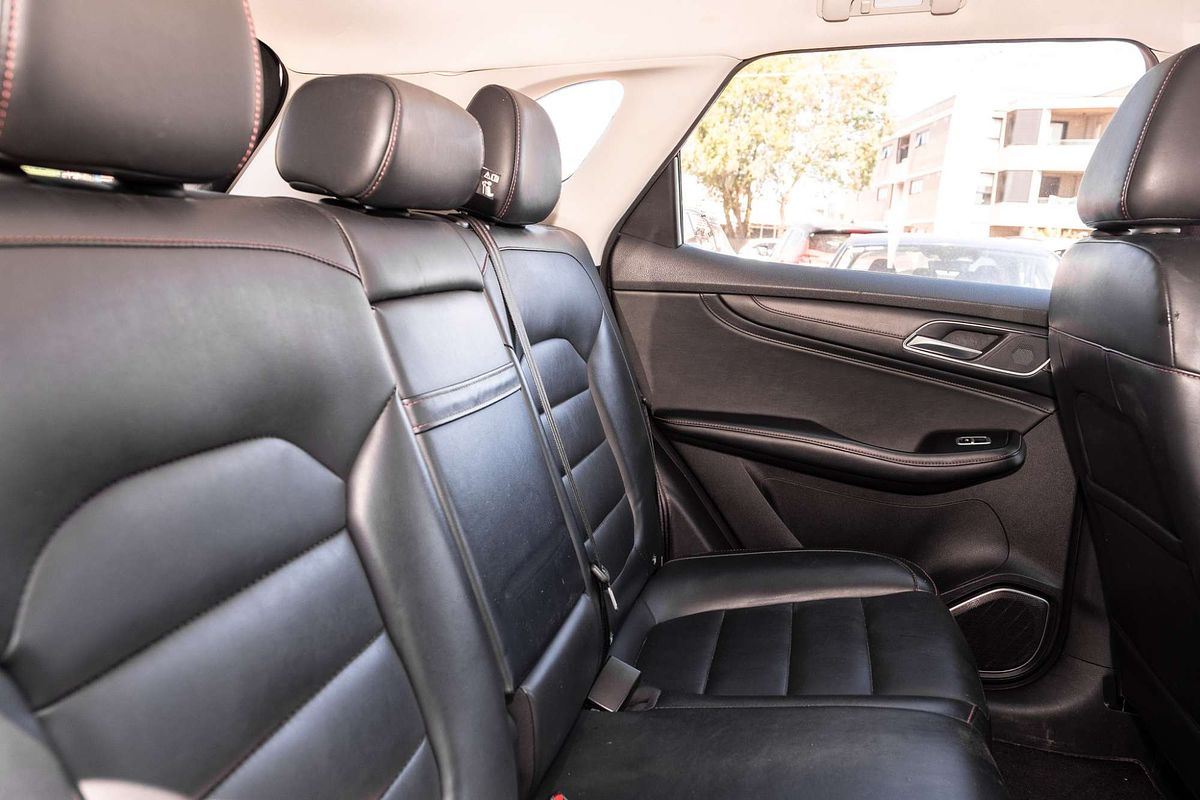 2022 MG HS Excite X SAS23