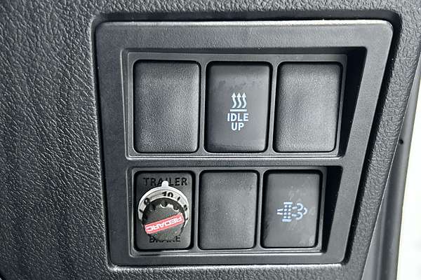 2023 Toyota Hilux SR5 GUN126R 4X4