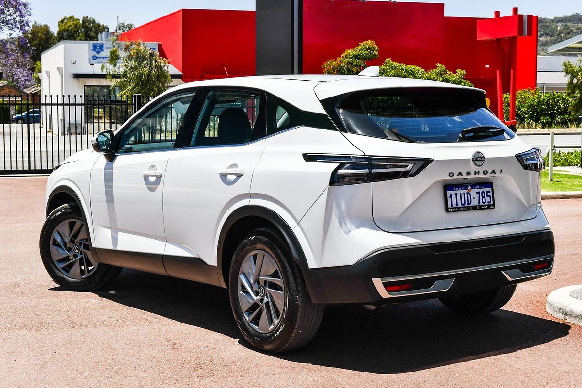 2025 Nissan QASHQAI ST J12