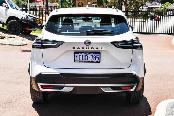 2025 Nissan QASHQAI ST J12