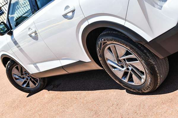 2025 Nissan QASHQAI ST J12