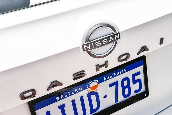 2025 Nissan QASHQAI ST J12