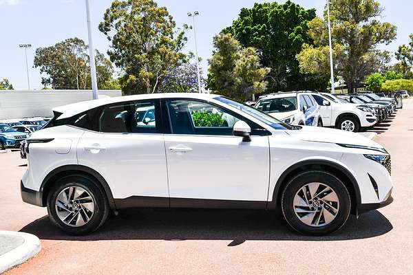 2025 Nissan QASHQAI ST J12