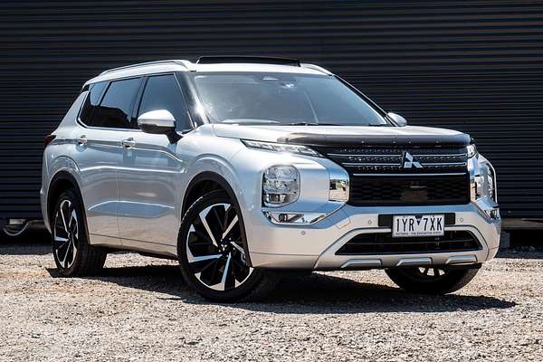 2023 Mitsubishi Outlander Exceed ZM