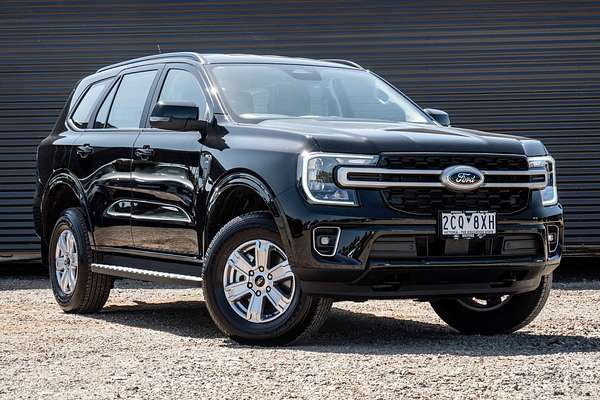 2025 Ford Everest Ambiente 2.0L