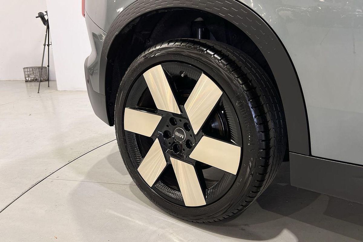 2025 MINI Countryman S Classic U25