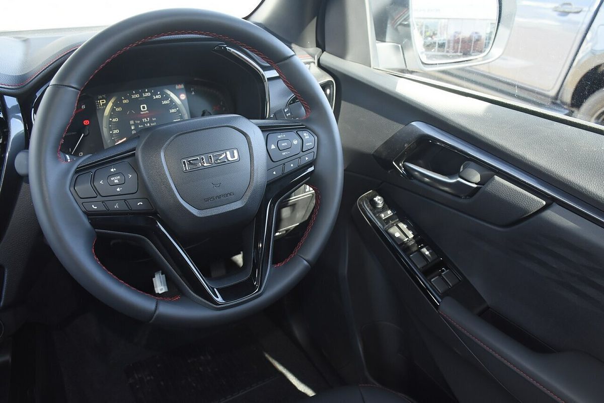 2025 Isuzu D-MAX X-TERRAIN 4X4