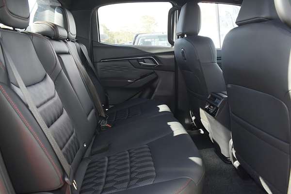 2025 Isuzu D-MAX X-TERRAIN 4X4