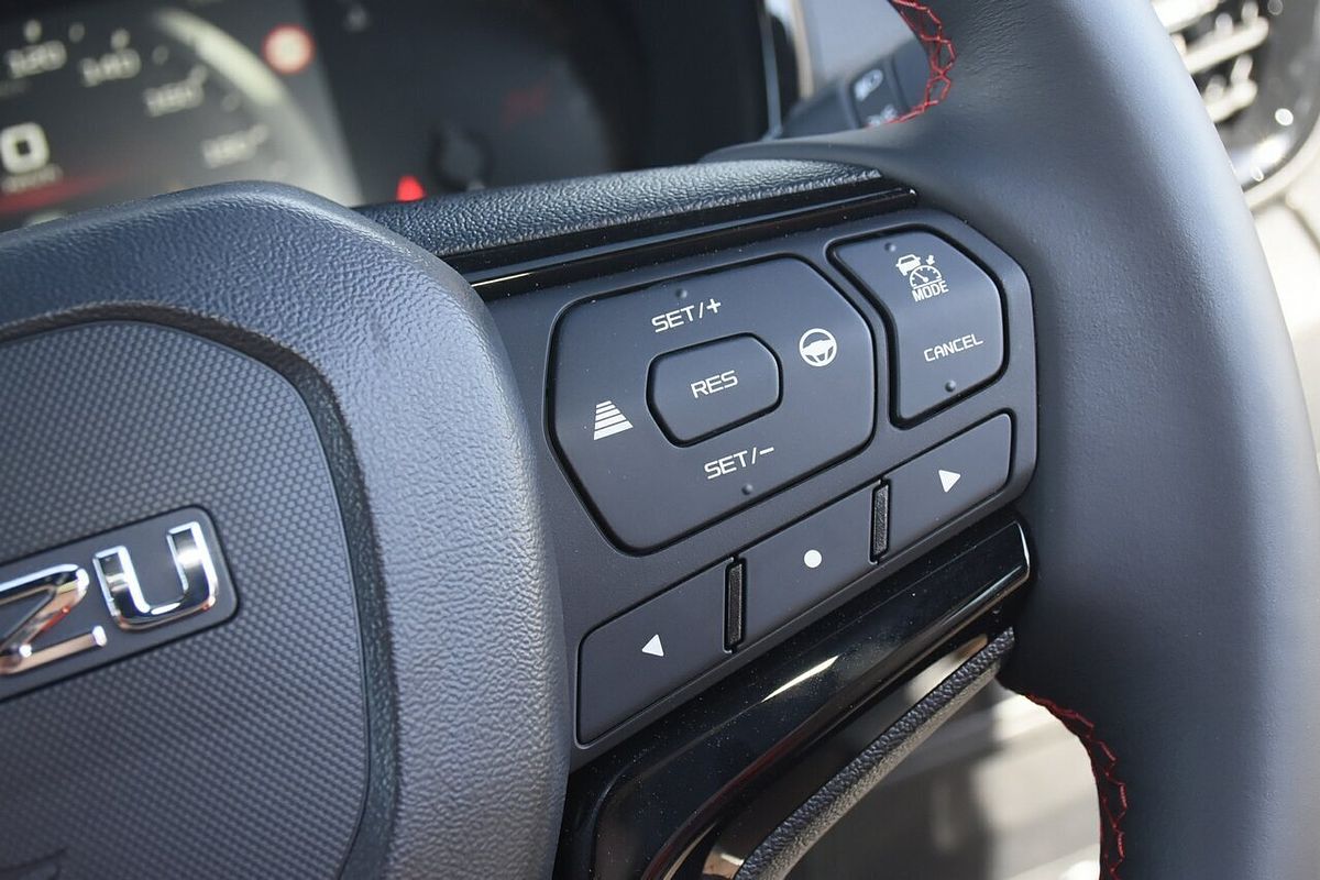 2025 Isuzu D-MAX X-TERRAIN 4X4