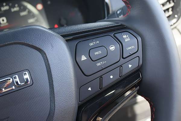 2025 Isuzu D-MAX X-TERRAIN 4X4